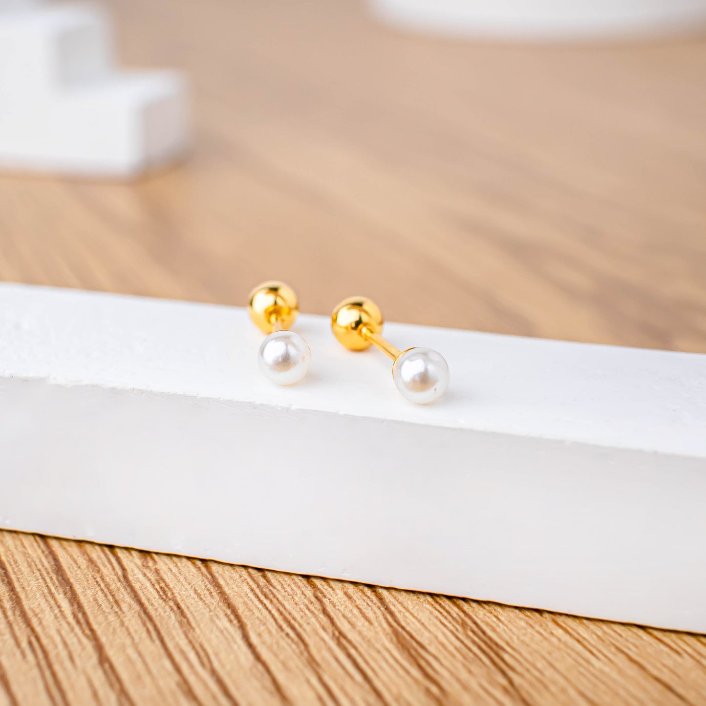 FREE GIFT - Anting Screw Back Meya Gold