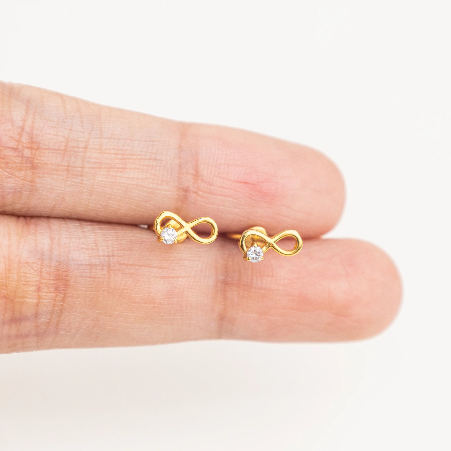 Anting Anak Loop Screw Infinity (8k)