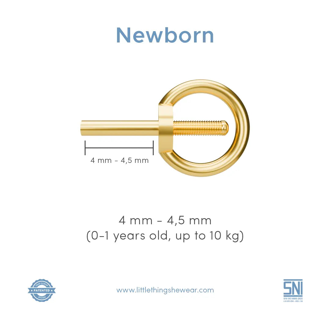 ukuran anting bayi model loop hoop emas dengan sistem ulir, ukuran panjang 4–4,5 mm, direkomendasikan untuk newborn usia 0–1 tahun hingga berat 10 kg.